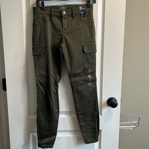 New York & Company brand new cargo style slim leg Jean army green